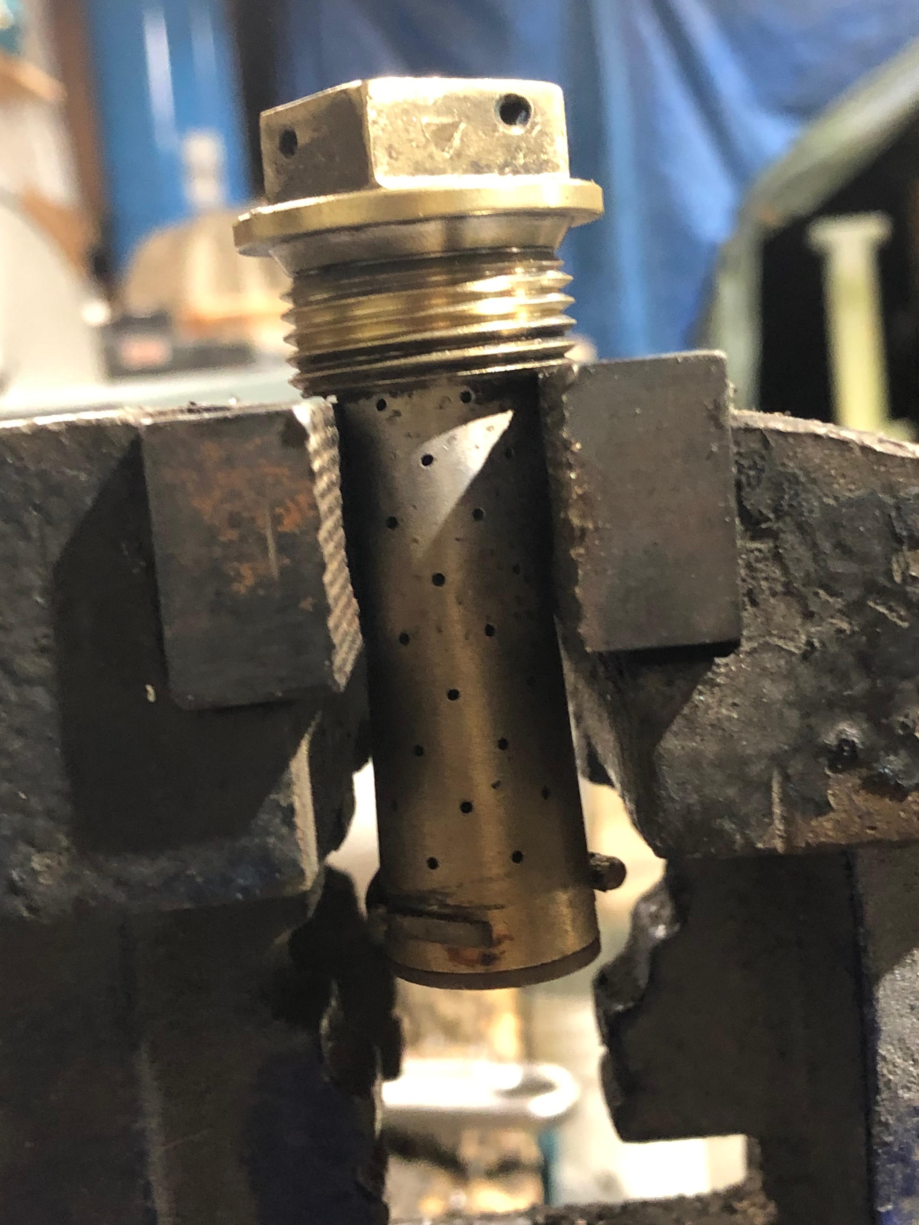 Cylinder in vise 1
