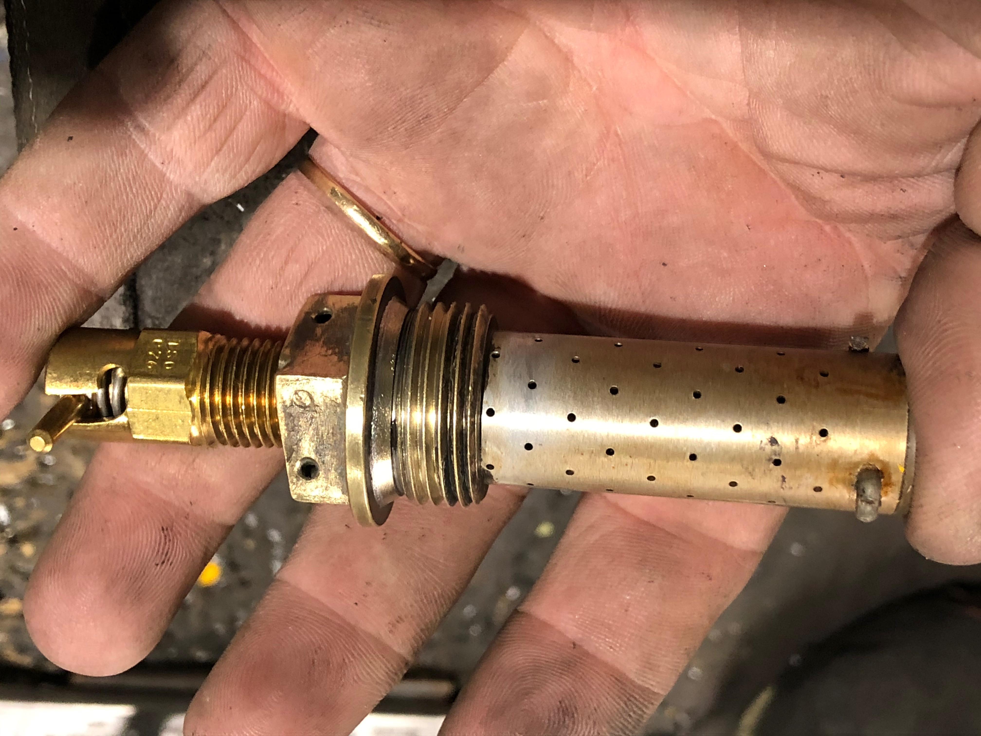 L-5 Fuel drain